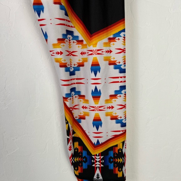 Skyn Style Youth Basketball Leggings Navajo Design Native American rare - Picture 2 of 6